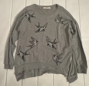 Free Generation Women’s Shirt Gray With Rhinestone Birds Size Small - Picture 1 of 6