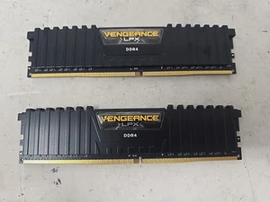 Corsair Vengeance LPX 16GB Kit (2X8GB) DDR4 RAM 2 Sticks Used Read - Picture 1 of 9