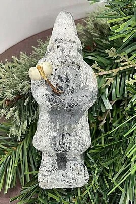 Cera colonial primitiva Belsnickle Santa 5” bayas de Navidad Foto 1 de 3