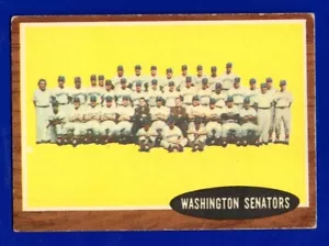 Foto del equipo de los senadores de Washington 1962 Topps #206 en muy buen estado-excelente sin pliegues - Imagen 1 de 2
