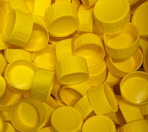 200 Hi Quality Yellow Scaffold Tube End Caps LDPE Non Breakable - Picture 1 of 3
