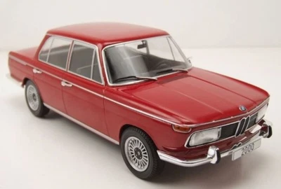 MODELCAR, BMW 2000 Tipo 121 1966 Rosso, 1/18,  MOD18543 - Immagine 1 di 3