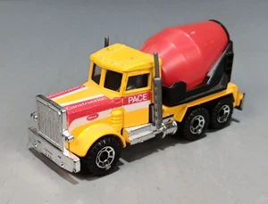 Matchbox Peterbilt Cement Truck Yellow/Red Pace - Picture 1 of 4