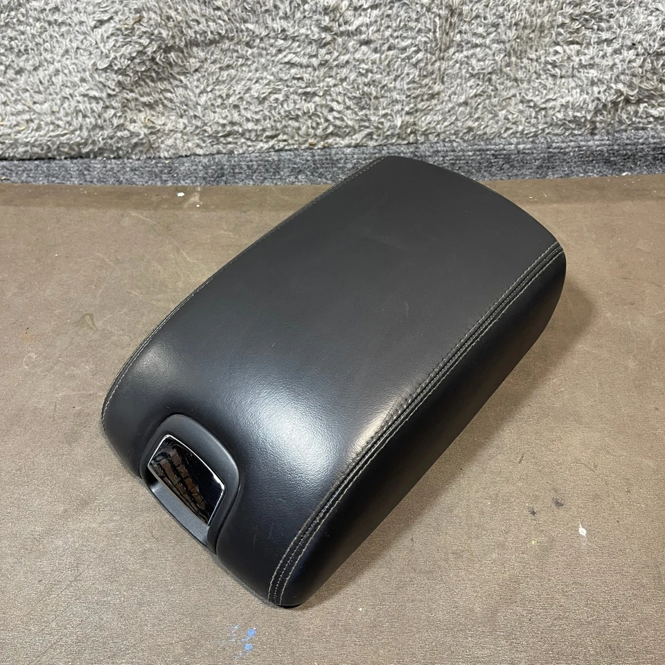 07-15 JAGUAR XK CUERO NEGRO CONSOLA CENTRAL REPOSABRAZOS TAPA SOLO OEM Foto 1 de 4