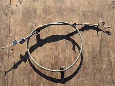 Cable de freno de emergencia trasero derecho del lado del pasajero Nissan Altima 2007-2012, fabricante de equipos originales  Foto 1 de 3