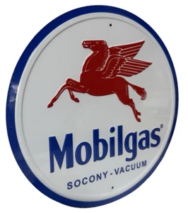 Mobilgas Pegasas VOLLGEPRÄGTES RUNDES Schild Wanddekor 11,75" Zoll Made in USA - Bild 1 von 4