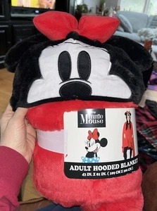 Adult Plush Hooded Blanket: Minnie Mouse 43 x 81 Inches - Picture 1 of 4