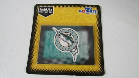 VINTAGE FLORIDA MARLINS MLB Licensed Baseball fridge locker magnet 3.5 x 2.5 NEW Cover