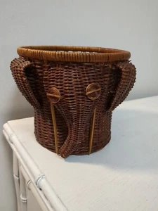 Vintage Wicker ELEPHANT Planter Woven Basket Boho Rattan Plant Holder - Picture 1 of 7
