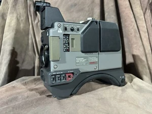 Panasonic WV-F250B Color Video Camera Parts Only Untested But Read - Picture 1 of 24
