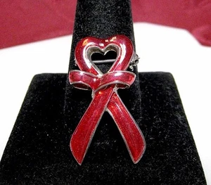 925 STERLING SILVER RED ENAMEL RIBBON PIN BROOCH BREAST CANCER - Picture 1 of 6