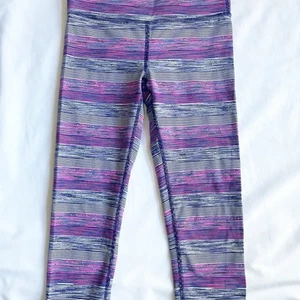 Ivivva Girls Lululemon Blue Purple Stripes Pull On Stretch Cropped Leggings 12 - Picture 1 of 6
