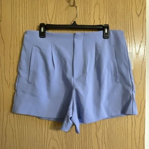 Women’s A Good Day Dress Shorts periwinkle Size 12 Stretch Pleats - Picture 1 of 7