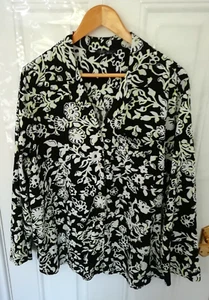 M&S Collection Size 20 Black White Lime Green Floral Button Up Shirt Blouse Top - Picture 1 of 11