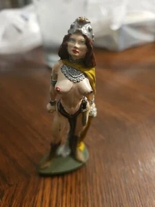 Superior Moldels Metal Woman Warrior - Picture 1 of 6
