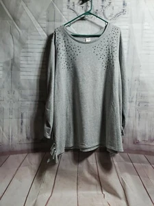 TERRA & SKY Tunic Top Gray Rhinestones & Studs Ruffled Sides Size 2X 18-20W 4566 - Picture 1 of 9