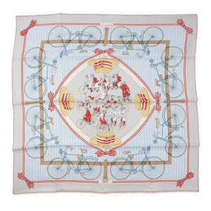 Hermes Scarf Carre 70 Rebecca Nes Les becanes HERMES Spring Summer 2022 - Picture 1 of 6