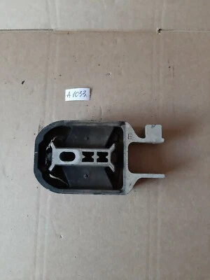 VOLVO V40 2018 ENGINE TORQUE ARM MOUNT 31359652 - Image 1 of 4