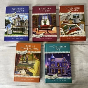 Books 1-5 Secrets of The Blue Hill Library Hardcover Mysteries from Guideposts - Imagen 1 de 4