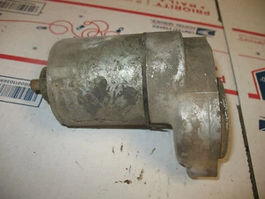 94 95 POLARIS 350 4x4 SPORTSMAN OEM ENGINE AXLE BEARING CARRIER - Picture 1 of 4