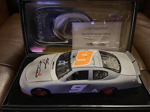 2005 Kasey Kahne #9 Dodge Dealers Test Car RCCA Elite 1/24 Diecast /400 Auto - Picture 1 of 4