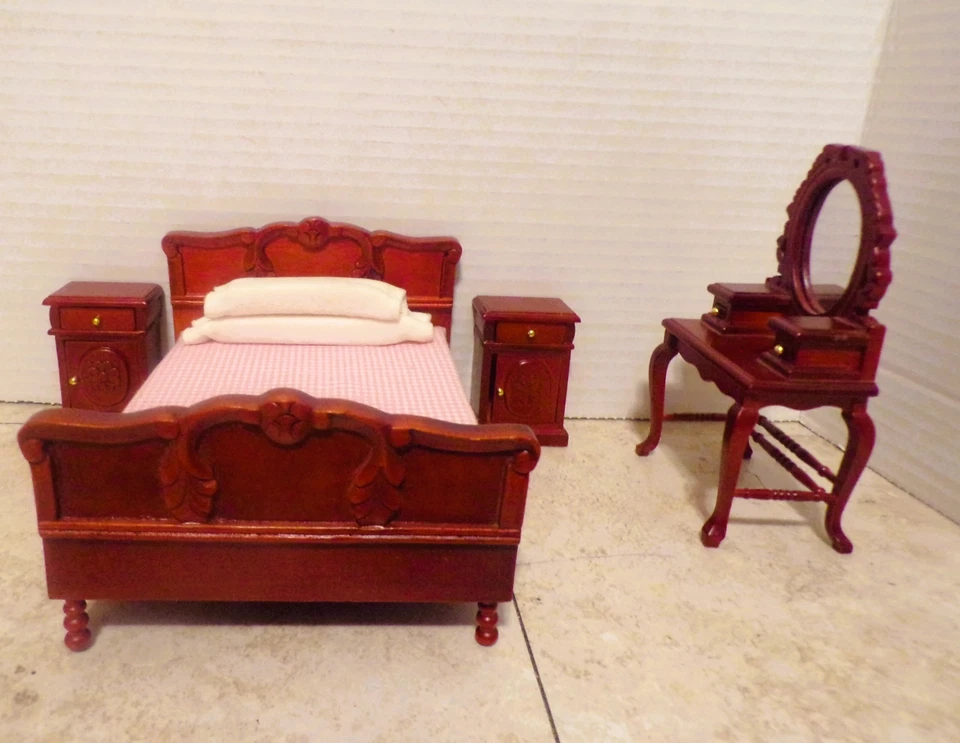 Melissa & Doug Dollhouse furniture  Bedroom 4 piece  Bed Vanity 2 Bedside Chests - Image 1 of 4