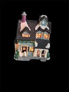 Mini villaggio vittoriano vintage illuminato innevato casa illuminata Natale inverno città - Foto 1 di 8
