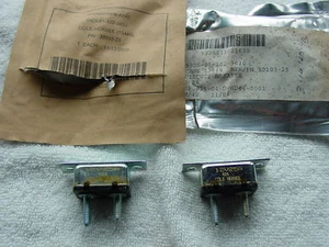 COLE HERSEE 30103-25 12V 25AMP CIRCUIT BREAKER 2 EA NEW - Picture 1 of 3