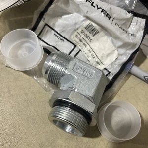 GENUINE New Flyer Elbow-90 000685 90 DEGREE - 20 ORB - 20, SEE PICTURES - Picture 1 of 12