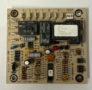 RHEEM CONTROL BOARD 1157-83-100A 1157-100 47-102684-03 (4697) H3 AC - Picture 1 of 4
