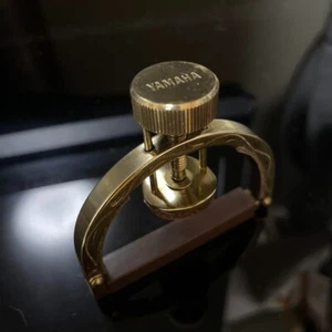 Vintage YAMAHA CP-200 CP200 Guitar Capo Brass Discontinued Excellent++ - Picture 1 of 7