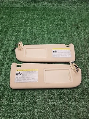 Juego de pares de parasoles laterales para conductor y pasajero Audi A4 2009-2016 bronceado iluminado OEM Foto 1 de 4