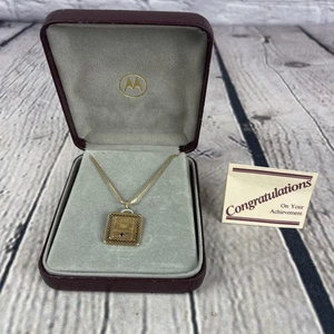 Vintage Motorola Company Employee Service Award Necklace - 10K Emblem Gold - Picture 1 of 10