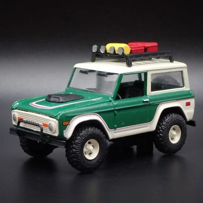 1971 71 FORD BRONCO fuori Strada 1:64 Scala da Collezione Diorama Modellino Car - Immagine 1 di 4