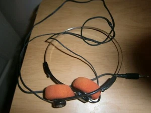 Vintage 'Saisho' ear muff 3.5mm headphones. NEEDS FIXING RIGHT SIDE.(E4b) - Picture 1 of 4