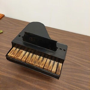 Seltener Onkel Sams Baby Flügel Holz Antik Kind Metall/Holz Langlebiges Spielzeug & Co - Bild 1 von 9