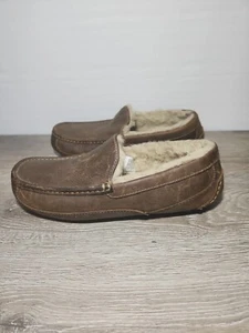 UGG ASCOT LEATHER MEN’S 1103889 TAN SIZE 9  SLIPPERS - Picture 1 of 6