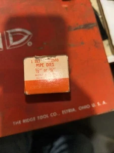 4 Collins #2593 1/2”-3/4” NPT thread dies - Picture 1 of 4