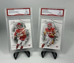 2023 Panini Prestige Patrick Mahomes & Travis Kelce Chiefs Team Set Gemma Mint 10! - Foto 1 di 1