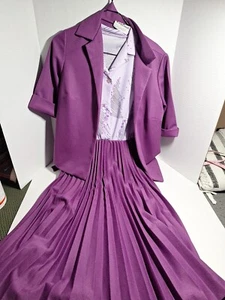 Conjunto de vestido y chaqueta informal Kenly de colección, para mujer talla A2. Poliéster. Púrpura - Imagen 1 de 7