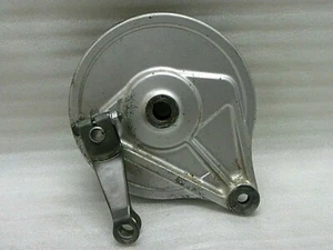 Zapata placa de respaldo buje de freno de tambor rueda trasera Honda Twinstar CM200T CM 200 T #104 - Imagen 1 de 5