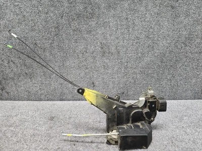 2001-2005 LEXUS IS300 OEM ATUADOR DE TRAVA DE PORTA LATERAL DO PASSAGEIRO DIANTEIRO DIREITO - Imagem 1 de 4