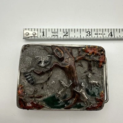 Hebilla de cinturón de colección 1984 bergamota latón funciona perros de caza mapache bien esmaltado Foto 1 de 4