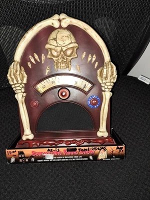 Radio Calavera Animada Gritos Fuertes Ilumina Halloween Internacional Foto 1 de 4