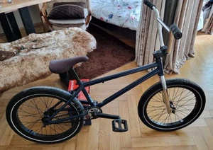 Dunkel Blaues BMX Rad - Bild 1 von 8