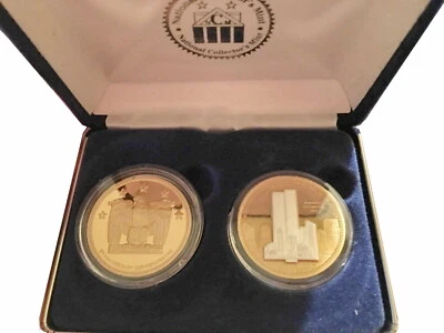 National Collectors Mint Dbl 5th Anniversary Commemorative 9/11 Fine Silver Coin - Image 1 of 4