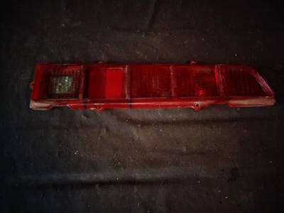 Ford Cobra SCJ Fairlane 500 Squire Torino 1970 1971 lente trasera derecha excepto GT Foto 1 de 2