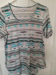 LulaRoe Morgan Shirt Size Small Preowned But Barely If Ever Worn - Picture 1 of 4