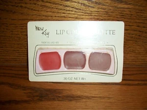 NIP Vintage Mary Kay Lip Color Palette 0420--Sealed--Ships FREE - Picture 1 of 1