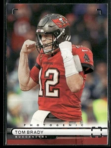 2022 Panini Chronicles #PH-25 Tom Brady Photogenic - Picture 1 of 2
